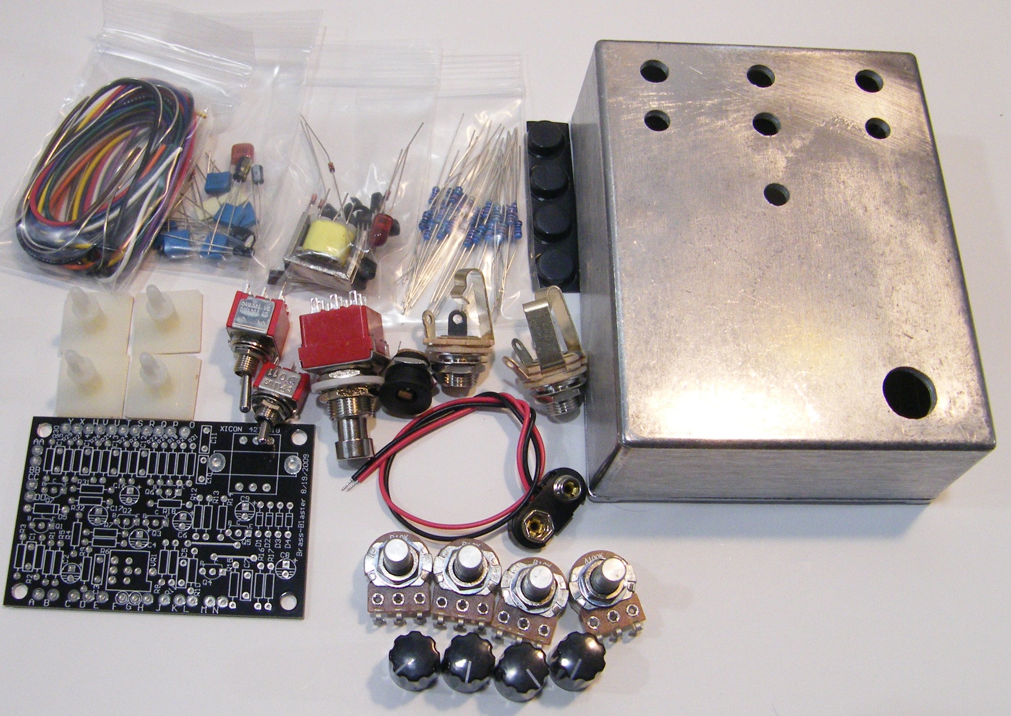 MAESTRO BRASS MASTER REPLICA COMPLETE KIT – General Guitar Gadgets