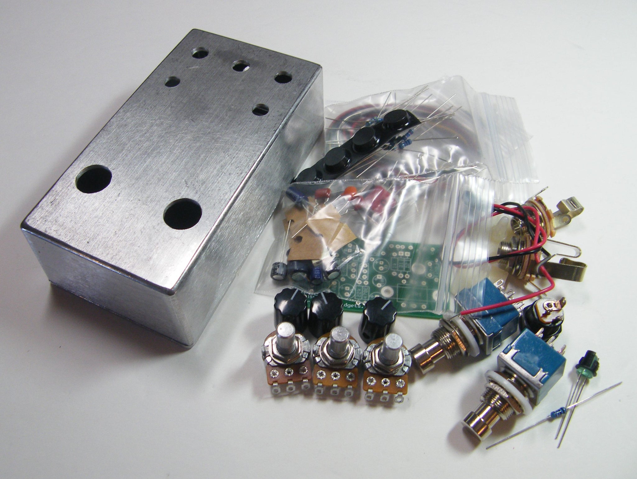 diy pedal kits TOCT OCTAVE REPLICA COMPLETE KIT – General Guitar Gadgets